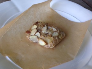 Apple Quinoa Snack Bar