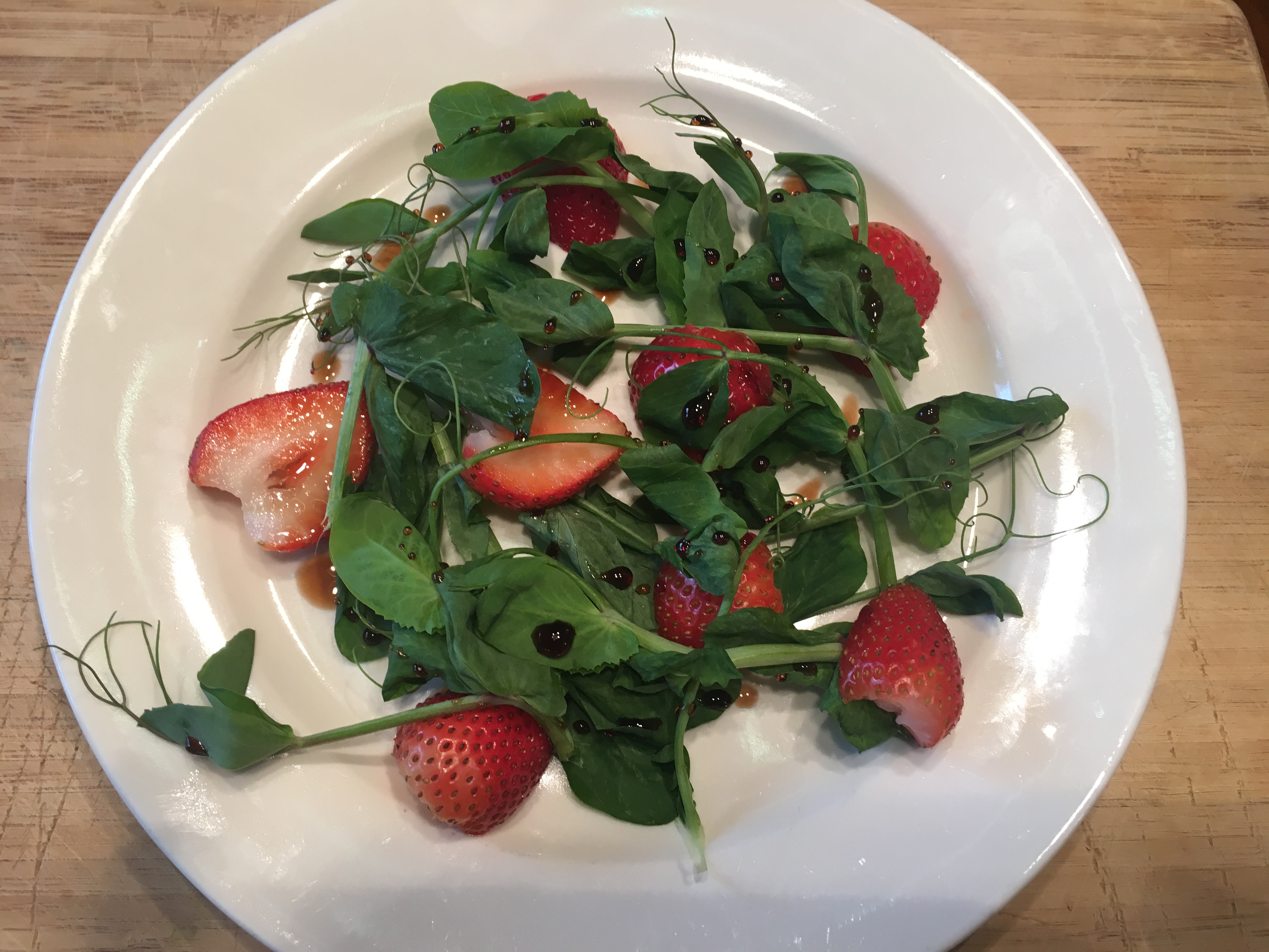 pea shoot and strawberry salad recipe